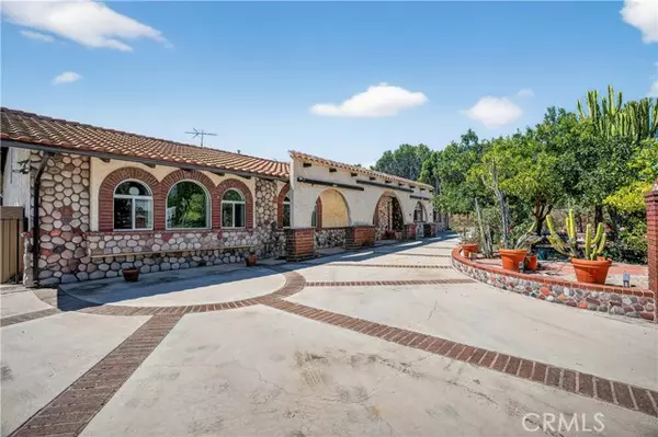 Granada Hills, CA 91344,17558 Lahey ST