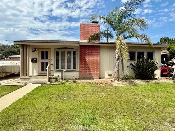 Long Beach, CA 90815,2381 N Bellflower BLD