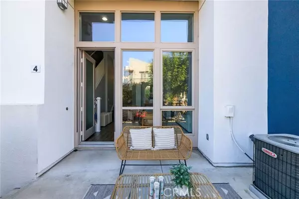 Hawthorne, CA 90250,5408 W 149th PL 4