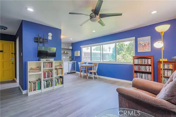 Redlands, CA 92373,163 N Center ST