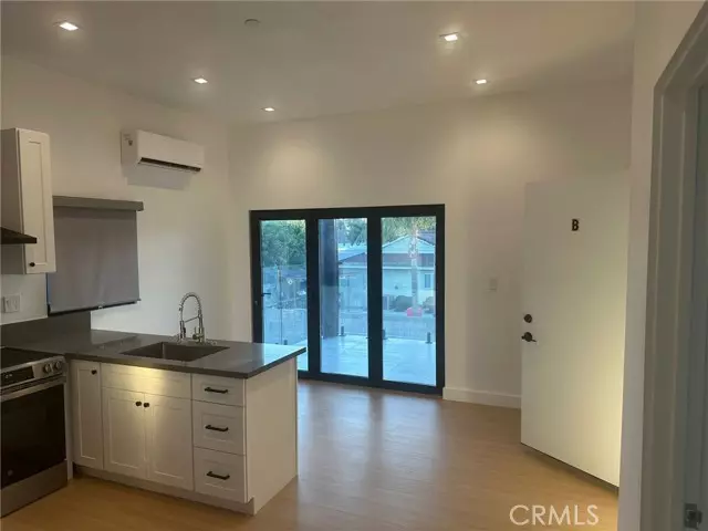 10017 Mason B, Chatsworth, CA 91311