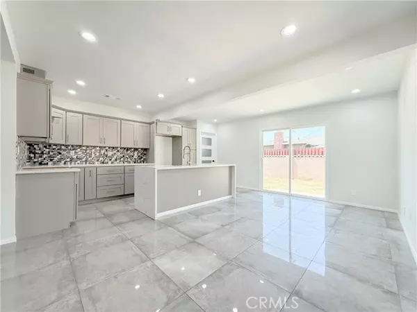 Compton, CA 90220,601 S Keene AVE