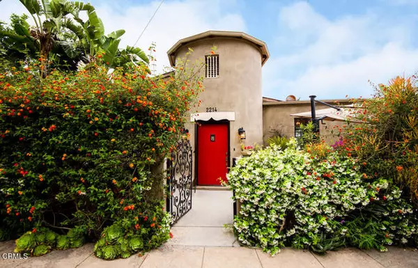 Los Angeles, CA 90027,2214 Lyric AVE