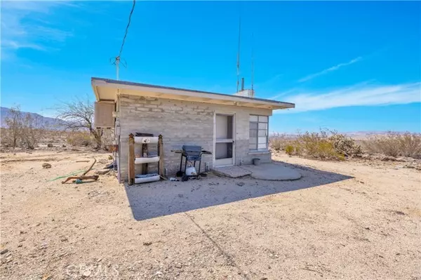 Twentynine Palms, CA 92277,7525 Isleta RD