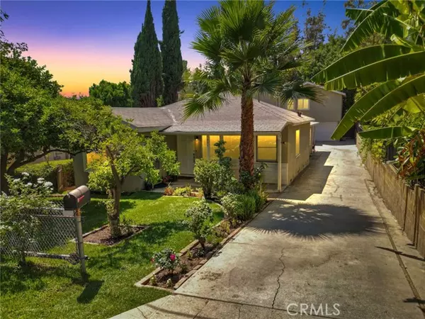 829 Cooper AVE, Los Angeles, CA 90042