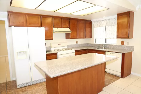 Palmdale, CA 93550,37138 Via Cordova