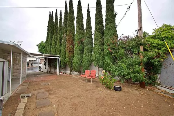 Chula Vista, CA 91910,708 H ST 21