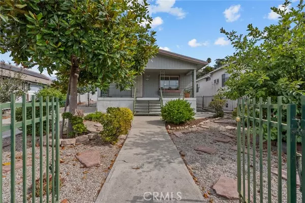 6190 Mesa, Los Angeles, CA 90042