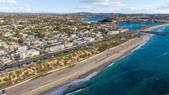 Carlsbad, CA 92008,368 Hemlock Ave