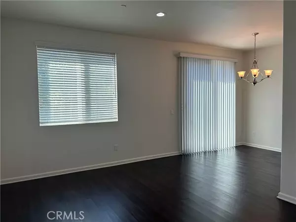 Sylmar, CA 91342,12259 Lima WAY