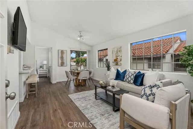 23371 #E 290 La Crescenta, Mission Viejo, CA 92691