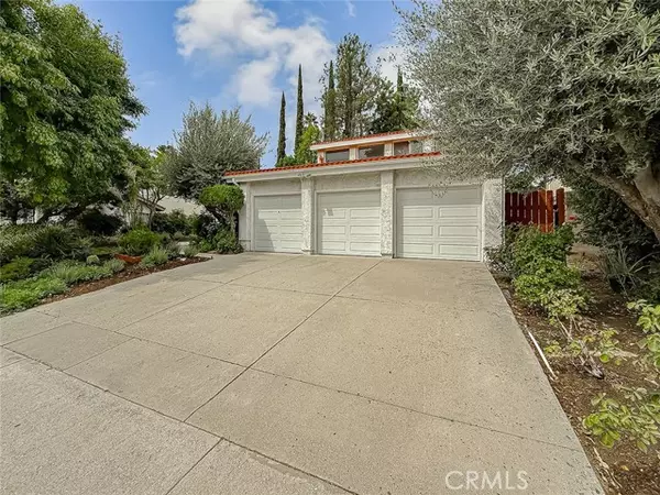 Calabasas, CA 91301,5021 Ambridge DR