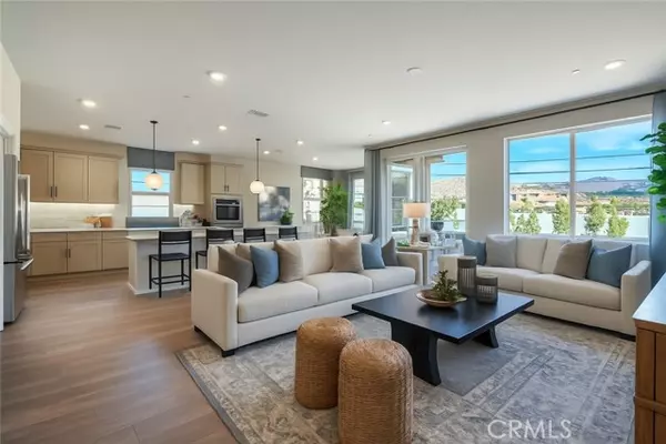 Escondido, CA 92026,2046 Woolem PL