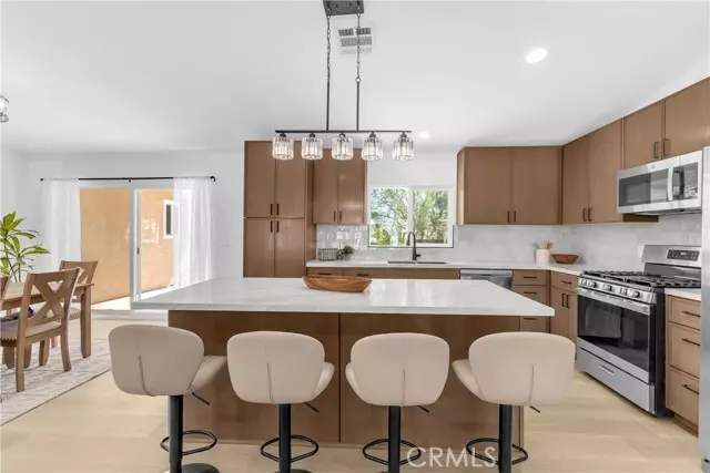 9740 Capiland RD, Desert Hot Springs, CA 92240