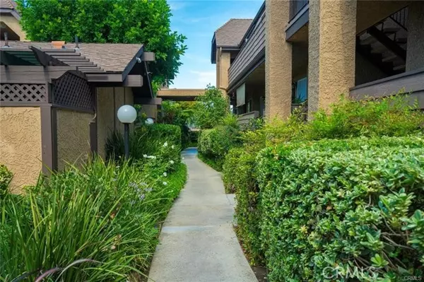 Van Nuys, CA 91405,14821 Sherman WAY 12