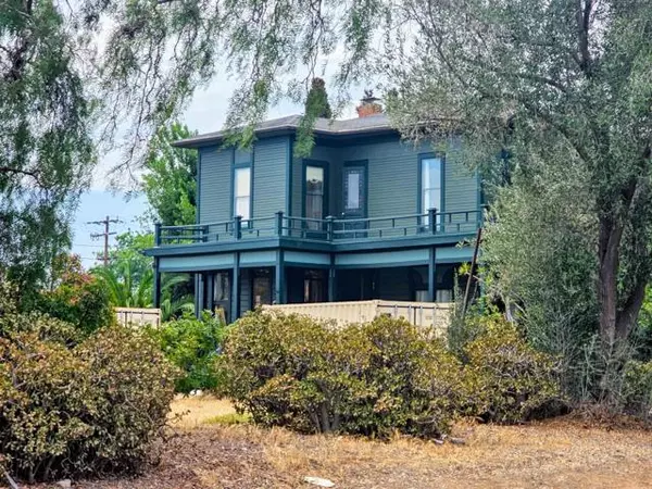 10 Second AVE, Chula Vista, CA 91910