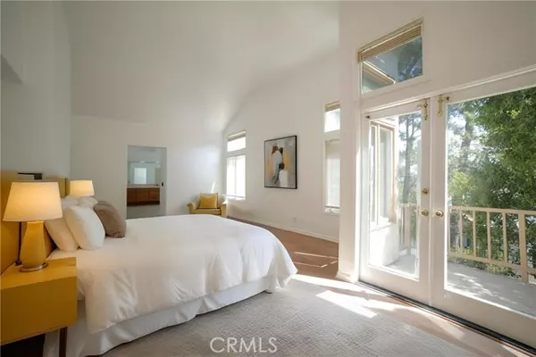 Calabasas, CA 91302,3788 Camino Codorniz