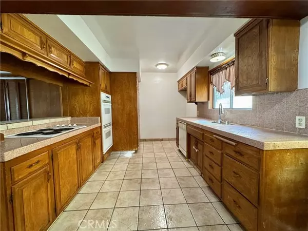 Alhambra, CA 91801,320 N Stoneman AVE A