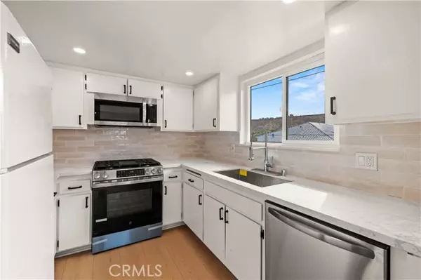 Canyon Country, CA 91351,17847 Beneda LN 13