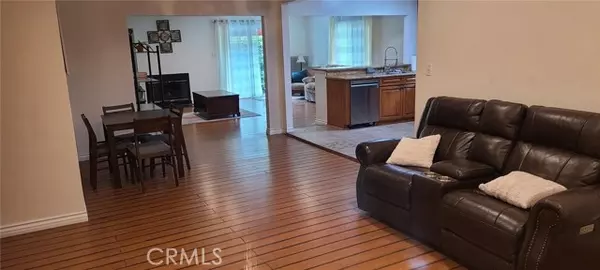 Encino, CA 91316,5122 Lindley AVE