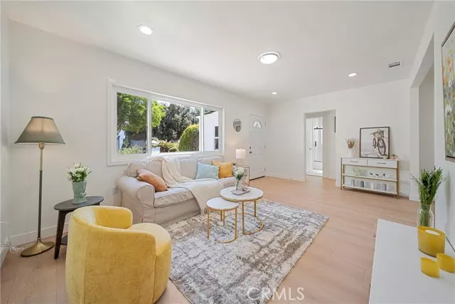 3211 W Jeffries AVE, Burbank, CA 91505