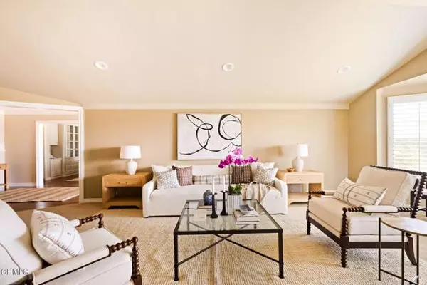 Glendora, CA 91741,919 Willow Springs LN