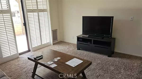 Apple Valley, CA 92308,11620 Locust LN