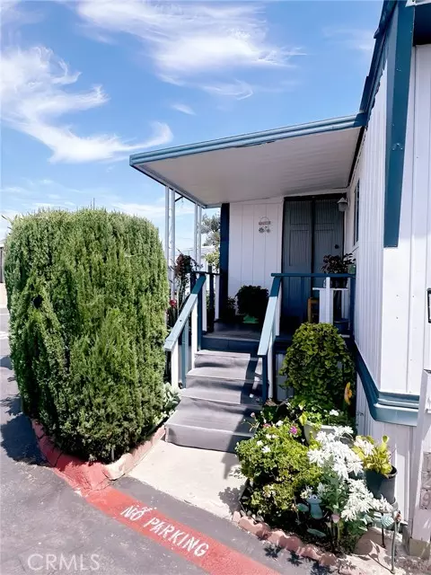 Norwalk, CA 90650,11101 Imperial Hwy 129