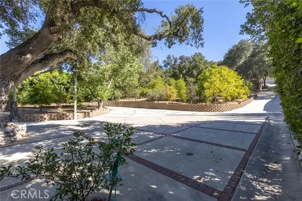 Sunland, CA 91040,7804 Mcgroarty ST
