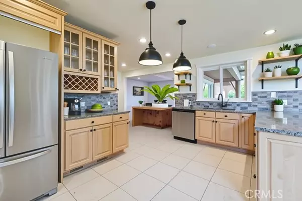 Glendale, CA 91207,1606 Glenmont DR