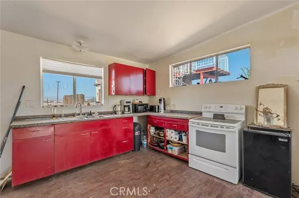 Twentynine Palms, CA 92277,83478 Helen ST