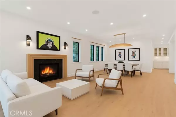 Valley Village, CA 91607,4919 Rhodes AVE