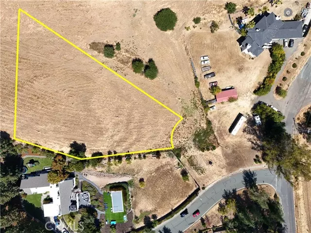 852 Los Alamos RD, Santa Rosa, CA 95409