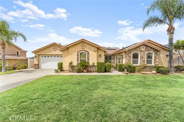 6792 N Ofelia DR, San Bernardino, CA 92407