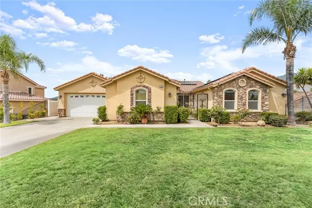 6792 N Ofelia DR, San Bernardino, CA 92407