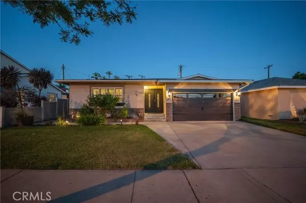 Lakewood, CA 90713,5026 Iroquois AVE