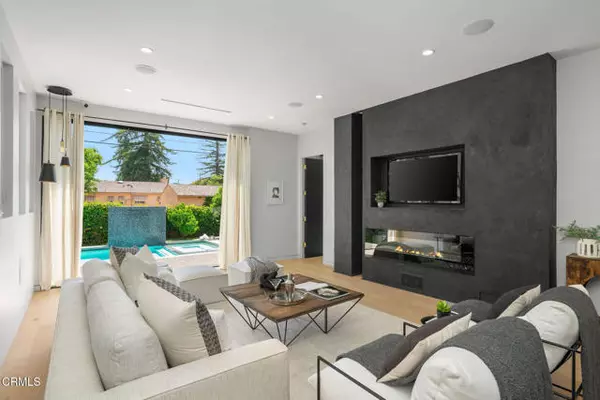 Sherman Oaks, CA 91411,5622 Natick AVE