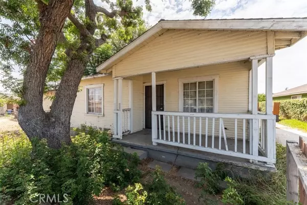Santa Ana, CA 92707,1020 E Warner Ave