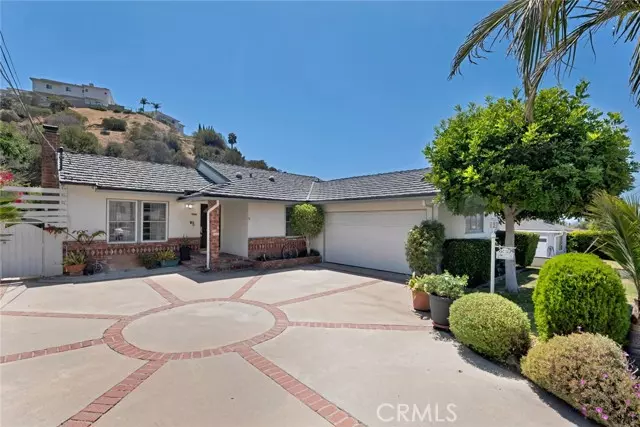 10202 Roscoe BLD, Sun Valley, CA 91352