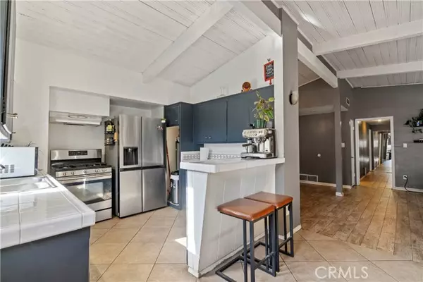 Reseda, CA 91335,17751 Stagg ST