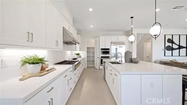 Valencia, CA 91354,29504 Corte Azulejo