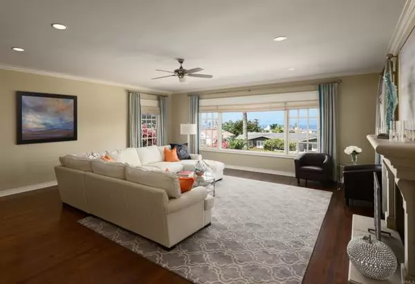 La Jolla, CA 92037,1461 Virginia WAY