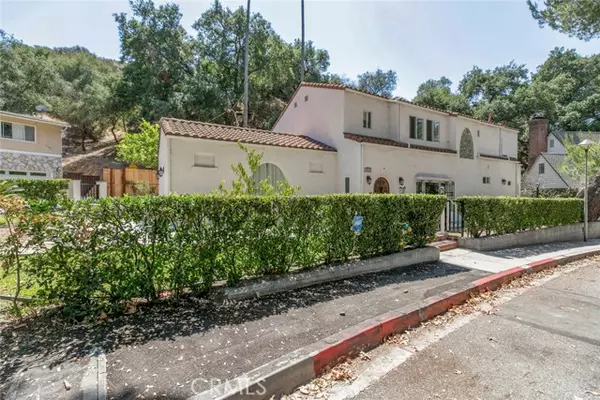 Glendale, CA 91206,2644 E Chevy Chase DR
