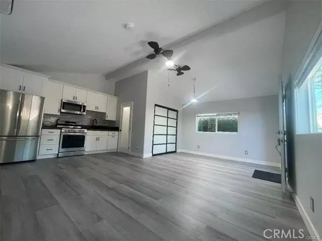 West Hills, CA 91307,23417 Vanowen ST