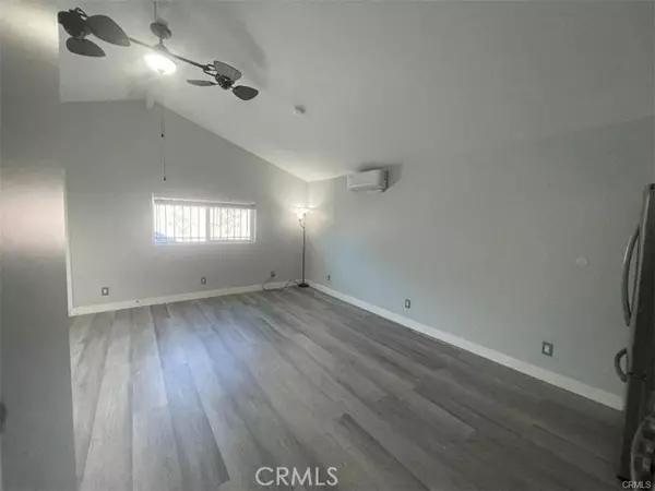 West Hills, CA 91307,23417 Vanowen ST