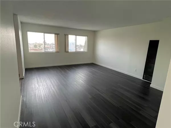 San Pedro, CA 90731,1279 W 24th ST 4