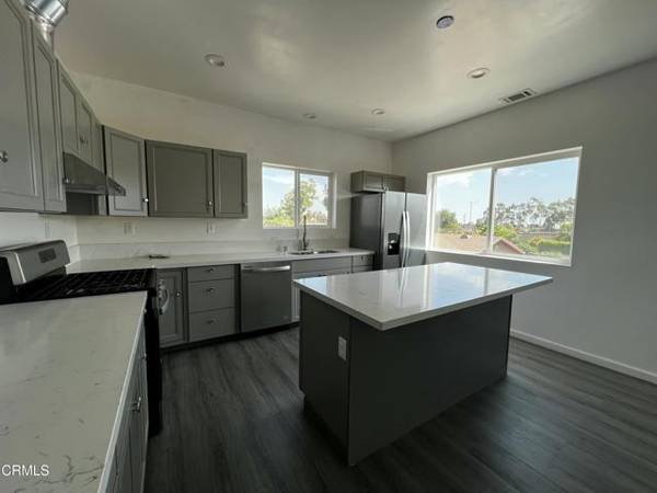 4629 E 1st ST, Los Angeles, CA 90022