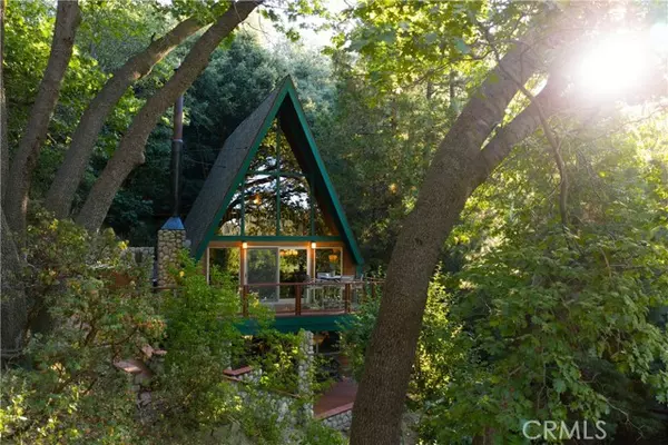 Lake Arrowhead, CA 92352,27710 West Shore RD