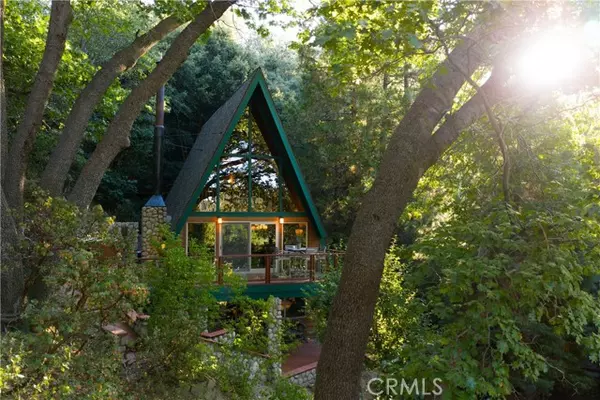 Lake Arrowhead, CA 92352,27710 West Shore RD