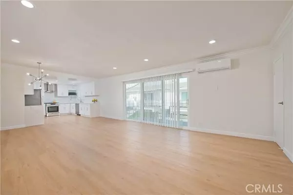 6335 Whitsett AVE 32, Valley Glen, CA 91606